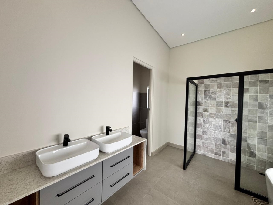 To Let 3 Bedroom Property for Rent in Helderzicht Eco Estate North West